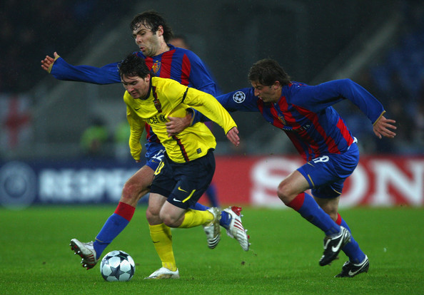 David Abraham Lionel Messi