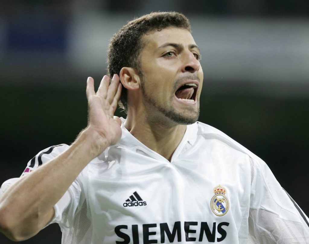Real Madrids Argentine defender Walter Samuel celebrates after he scored against Albacete during a Spanish league soccer match at the Bernabeu stadium in Madrid Sunday Nov. 14, 2004. (AP Photo/Paul White)