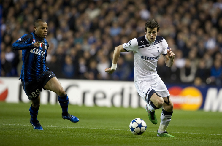 Gareth Bale and Maicon (l) Tottenham v Inter Milan (3-1), Champi