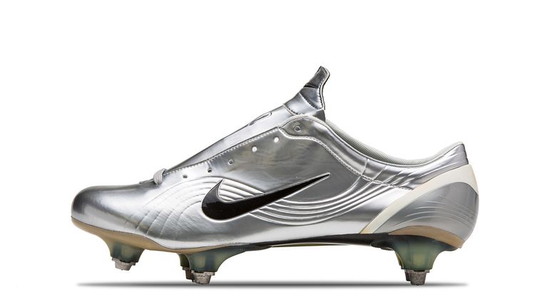 2003_mercurial_vapor_chrome_black_white_63703.vadapt.767.high.0