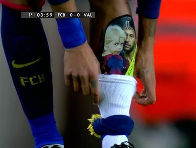 el-secreto-escondido-bajo-las-medias-de-neymar