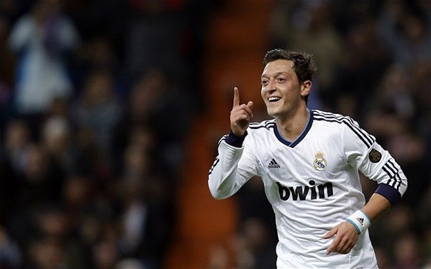 Mesut_Ozil_2655225b