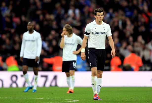 gareth-bale-of-tottenham-hotspur-looks-dejected