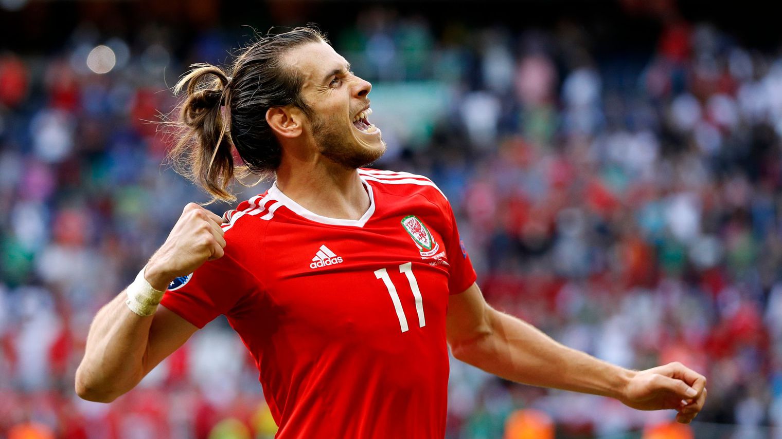 wales-v-northern-ireland-euro-2016-round-of-16-1_5625435