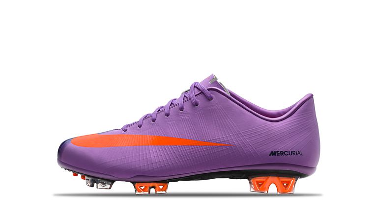 2010_mercurial_superfly_ii_violet_poppy_obsidian_orange_63707.vadapt.767.high.0