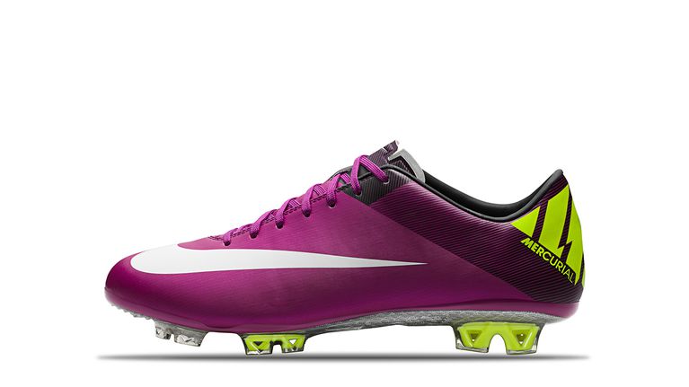 2011_mercurial_superfly_iii_red_plum_windchill_volt_black_63706.vadapt.767.high.0
