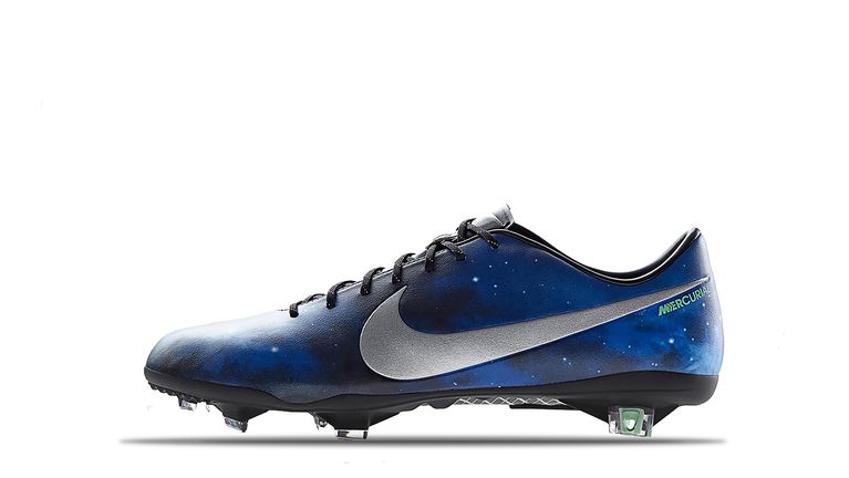 2013_cr7_se_mercurial_vapor_9_sky_stars_63710.vadapt.767.high.0